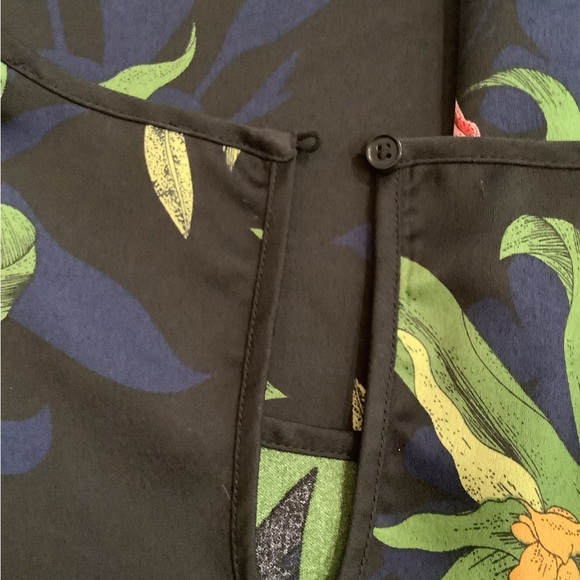 Mario Serrani tank top - Picture 7 of 8